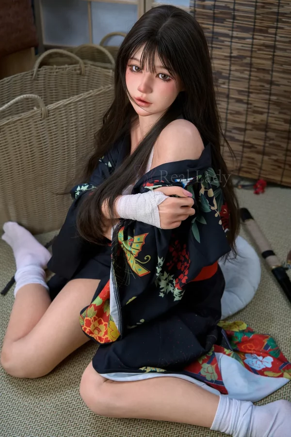 Japanese sex doll 150cm T4 Evie - Dangerous Heiress