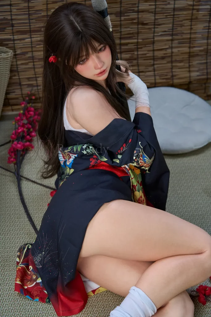 Japanese sex doll 150cm T4 Evie - Dangerous Heiress